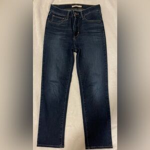 Levi’s 724 High Rise Straight Crop Size 27